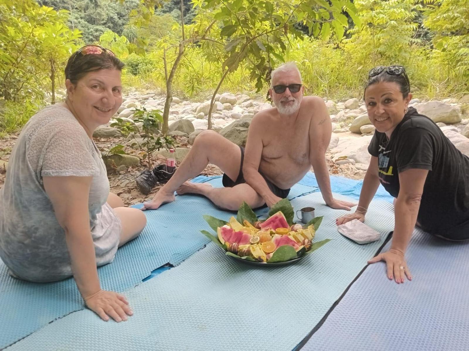 Magpie Homestay & Jungle Trekking Only For Guest Trekking With Us Bukit Lawang Εξωτερικό φωτογραφία